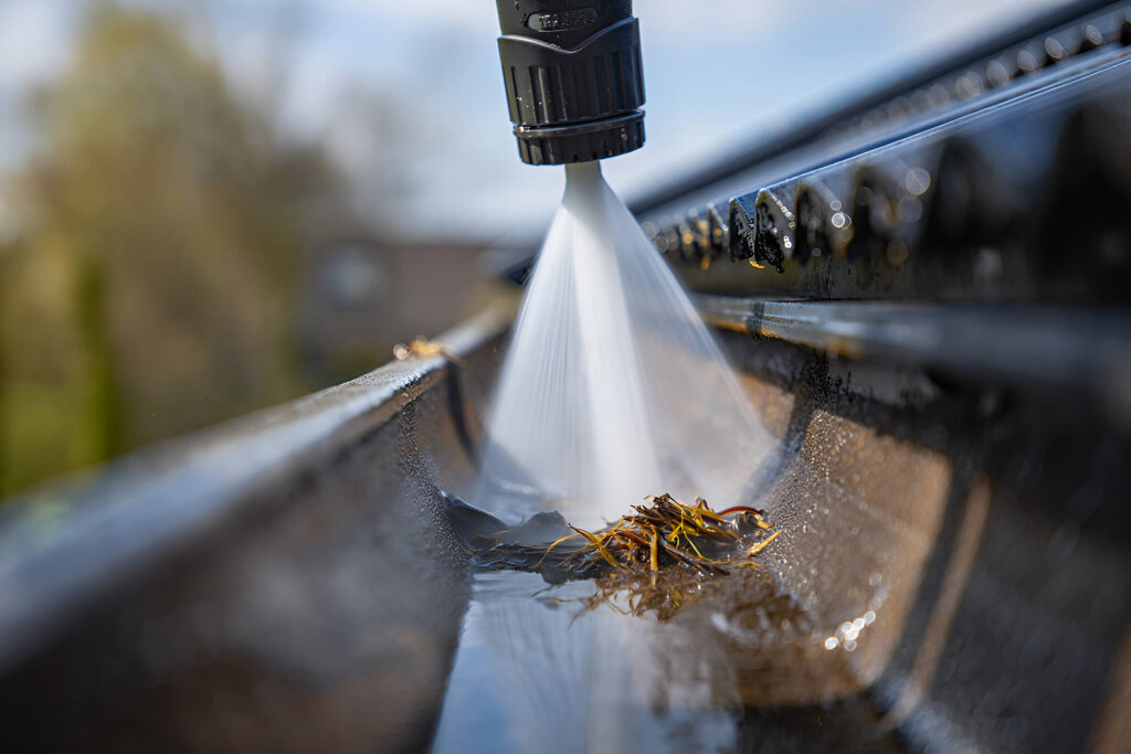 urban gutters cleaning canberra