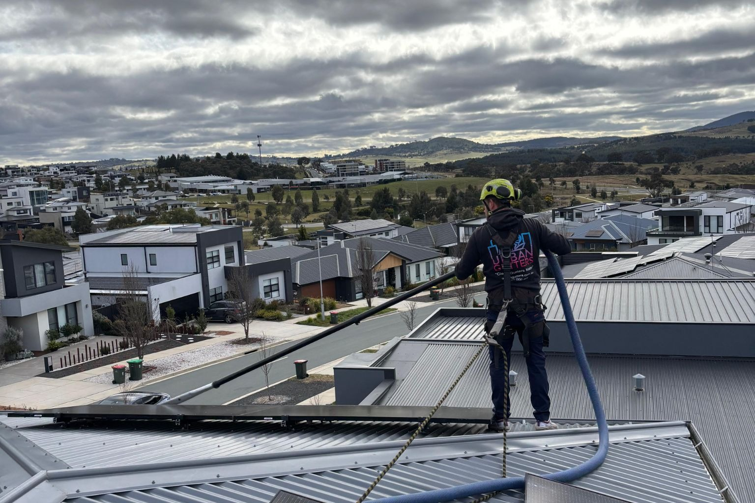 Roof and Gutter Cleaning in Canberra: Why They Go Hand in Hand
